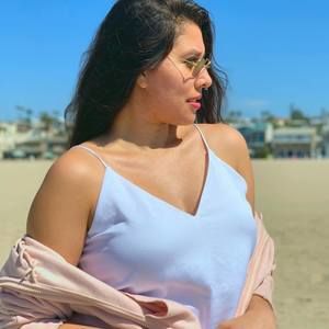 Meet your Posher, Flor de liz